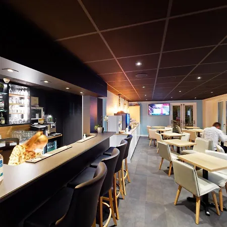 Kyriad Direct Saint Brieuc - Parc Des Expositions 2*