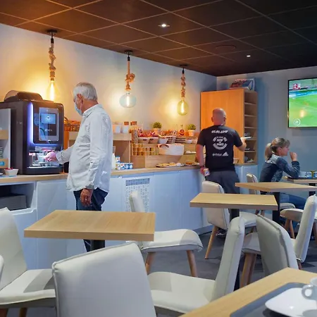 Kyriad Direct Saint Brieuc - Parc Des Expositions Hotel